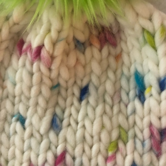 🌲Lux Wool Hand Knit Beanie - Picture 2 of 2